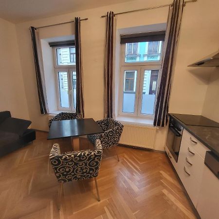 Cozynite Premium Apartment Hundertwasser Wien Eksteriør billede